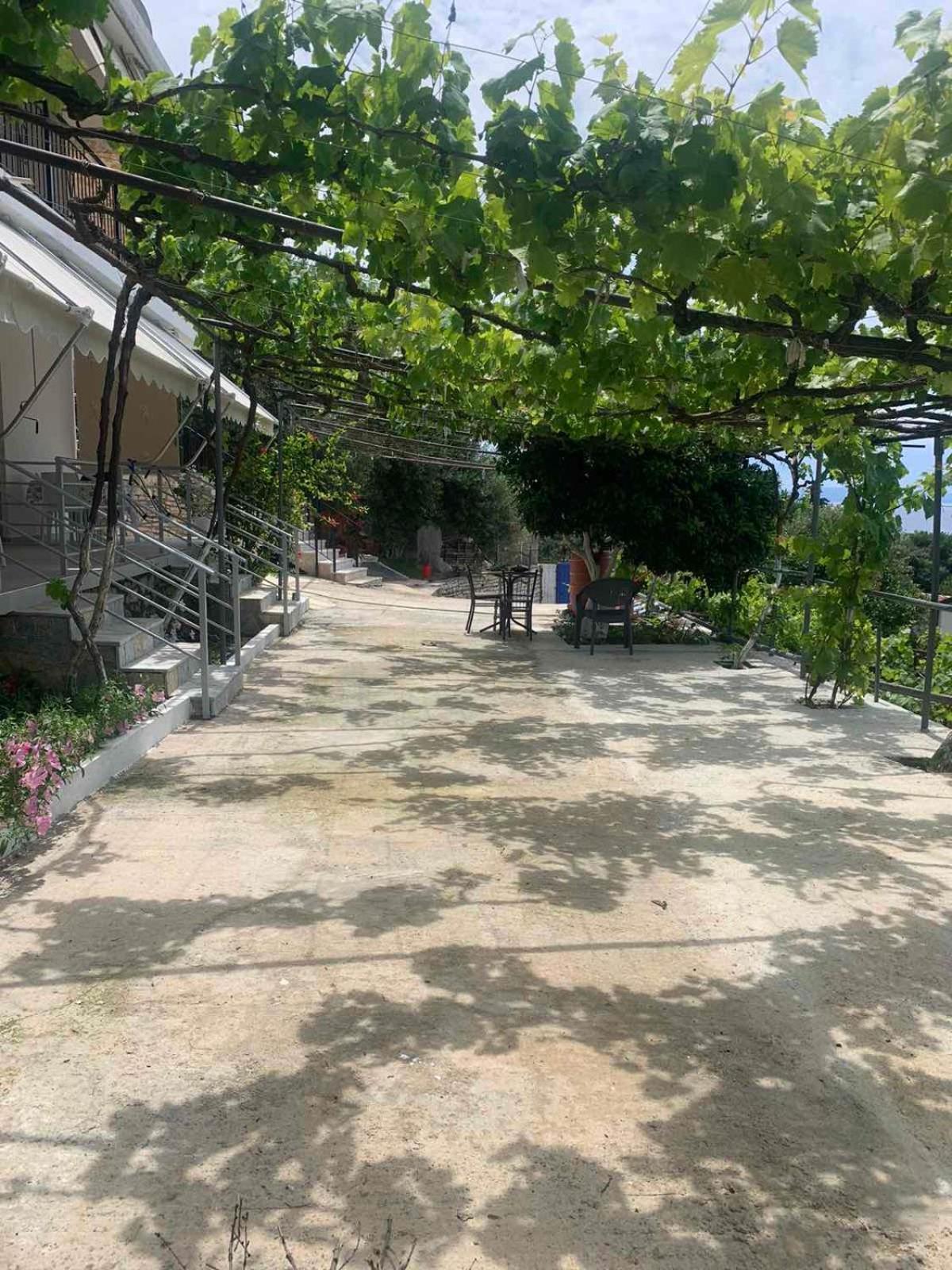 Apartment View Qeparo